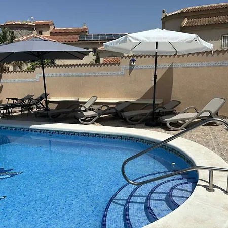 Casa Kiga Villa *